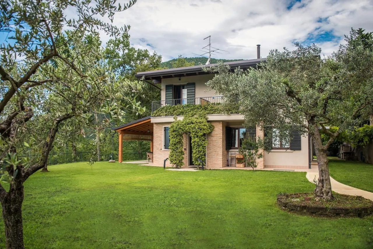 B&B Al Sentiero Caprino Veronese 3*,